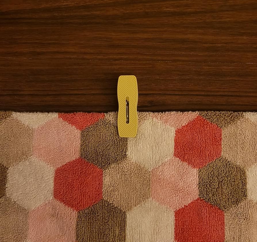 Kapëse rrobash 16 copë me dizenjo bijash e ngjyrë jeshile