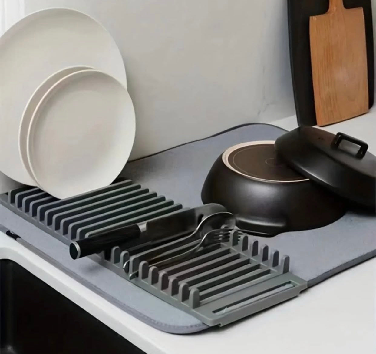 Bazament tharës enësh 2-në-1 me shtresë mikrofibre thithëse