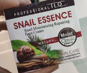 Krem me ekstrakt kërmilli