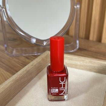 Manikyr polish 20 ml në ngjyra të ndryshme