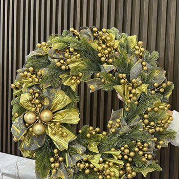 Rreth dekorues me lule për derën me topa gold, mollë gold