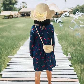 Set me kapele dhe çantë për fëmijë me fjongo dhe gogla zbukuruese