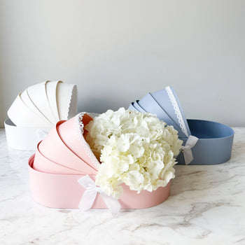 Set me 3 kuti të përmasave të ndryshme në formë djepi