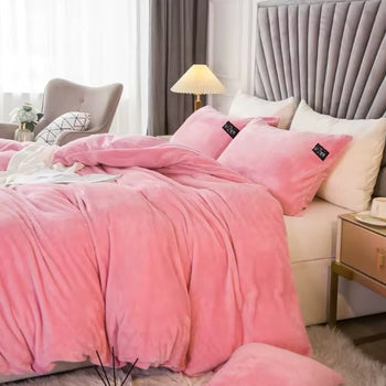 Set me çarçafë velvet “Love”