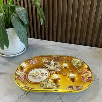 Tabaka dekorative Ramadan Kareem me motive islame