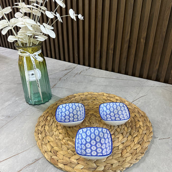 Set tasash qeramike me motive gjeometrike blu, 3 copë