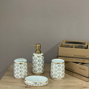 Set për tualetin me 4 copë