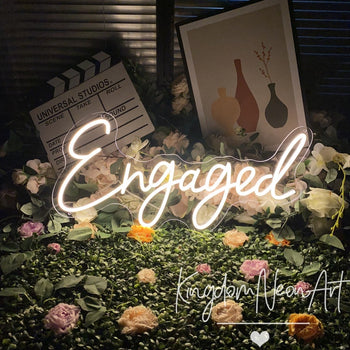 Tabelë LED me shkrim "Engaged"