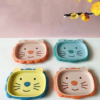 Mbajtese plastike sapuni ne forme maçoku