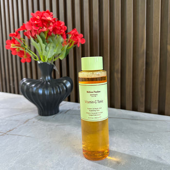 Tonik fytyre me vitaminë C për ndriçim dhe freski