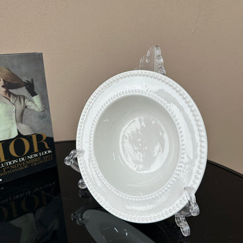 Pjatë dekorative qeramike me reliev rrethor