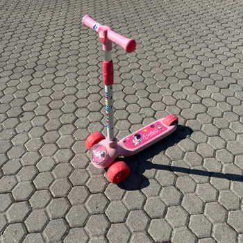 Skuter fëmijësh me astronaut rozë