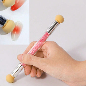 Sfungjer në formë stilolapsi për të berë ombre tek thonjtë