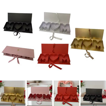 Kuti dhuratash “MOM” me formë zemre dhe fjongo, perfekte për dhurata dedikuar nënës