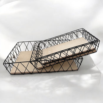 Set me 3 shporta metalike me bazament druri në formë drejtkëndore