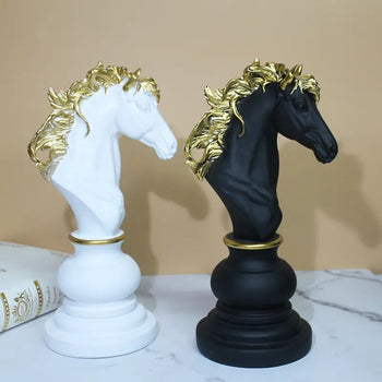 Statujë në formë guri shahu (Knight)