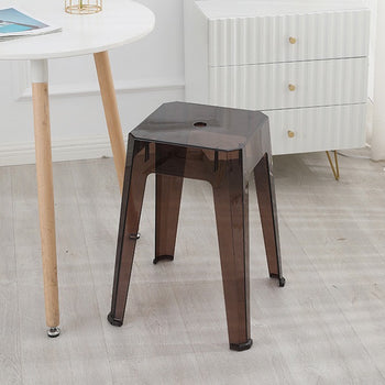 Stol plastik transparent për shtëpi