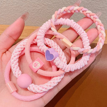 Set me lidhëse të ndryshme flokësh me elementë zemrash dhe sferash