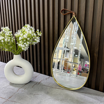 Pasqyrë dekorative muri me formë pikë shiu dhe rrip varës