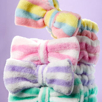 Rreth për kokën për heqjen e make up-it me dizenjo vijash