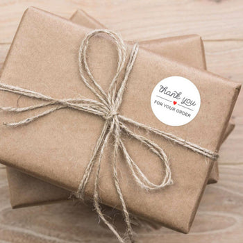 Stiker për paketime dhuratash ngjyrë e bardhë e shkrim “thank you for your order”