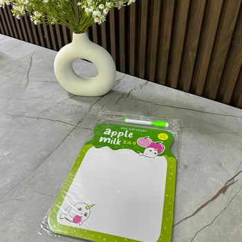 Tabelë shkrimi për fëmijë që fshihet me marker