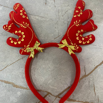 Rreth për kokën me brirë për Vitin e Ri