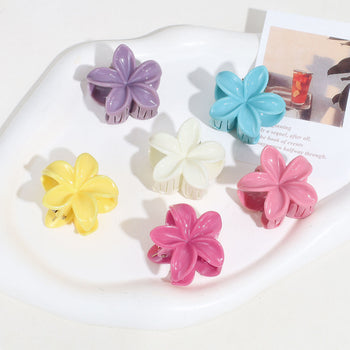 Mini kapëse flokësh me shkëlqim në formë lule