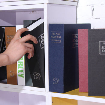 Kuti kasaforte në formë libri