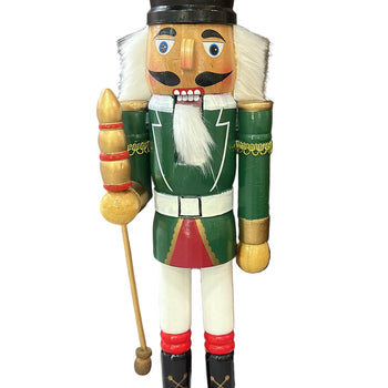 Ushtar prej druri “Nutcracker” me një shkop në dorë, 50 cm