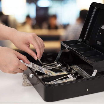 Cash box