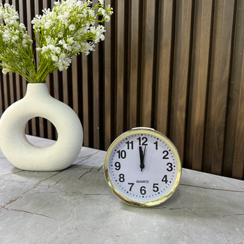 Orë tavoline quartz me kornizë gold