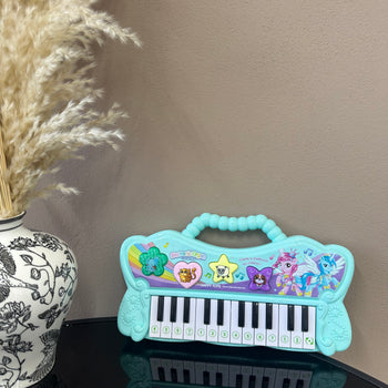 Piano muzikore për fëmijë me taste dhe melodi