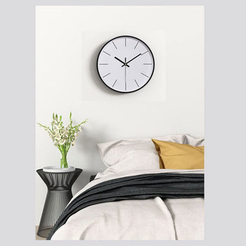 Orë dekorative muri stil minimalist