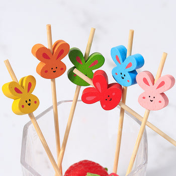 Stick druri për sallatë frutash ose antipasta