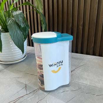 Kontenitor ushqimor plastik me kapak dozues për ruajtje të thatë