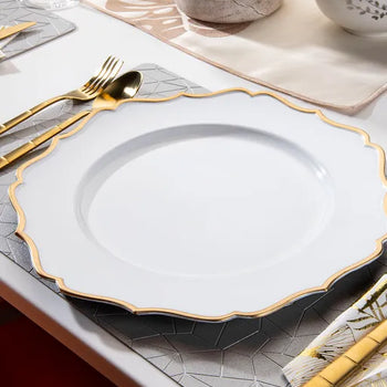 Pjatë akrilike 33 cm me kontur gold për evente të ndryshme, stil klasik