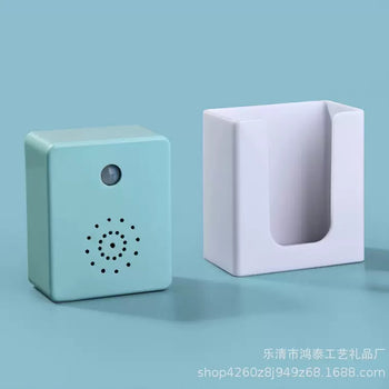 Aparat aromatizues me sensor lëvizës, difuzor automatik