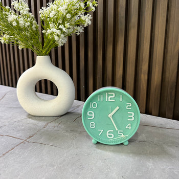 Orë tavoline quartz me dizajn minimalist