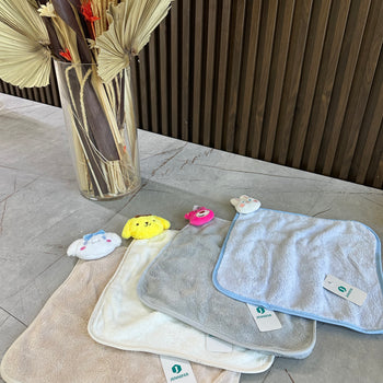 Peshqir i vogël për kuzhinë me figurë lodër dhe material të butë