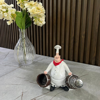 Mbajtëse kripë dhe piper në formë shefi kuzhine