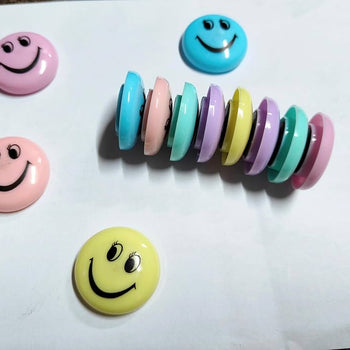 Set me magnete Smile face ngjyra pasteli