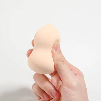 Beauty blender me ngjyra neutrale