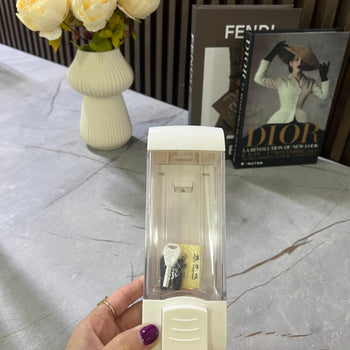 Dispenser muror për sapun të lëngshëm