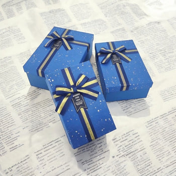 Set me 3 kuti paketimi me fjongo dhe pika gold