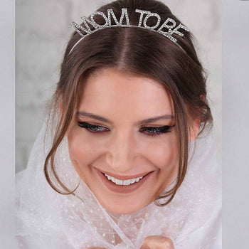 Rreth për kokën me shkrim “Mom to be”