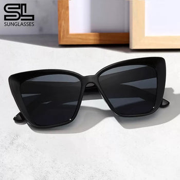 Syze dielli cat eye, e zezë