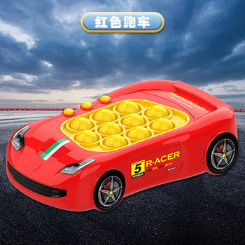 Lodër për fëmijë në formë makine