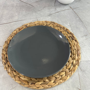 Pjatë qeramike gri