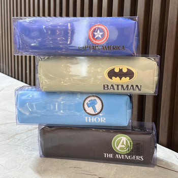 Kuletë për shkollë me logo superheronjsh